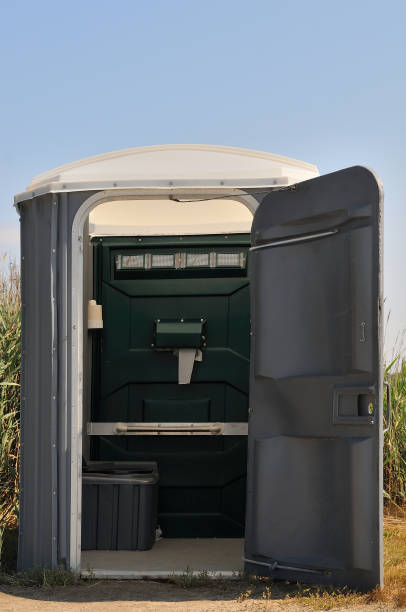 Best Porta potty delivery and setup  in Lake Mary Jane, FL