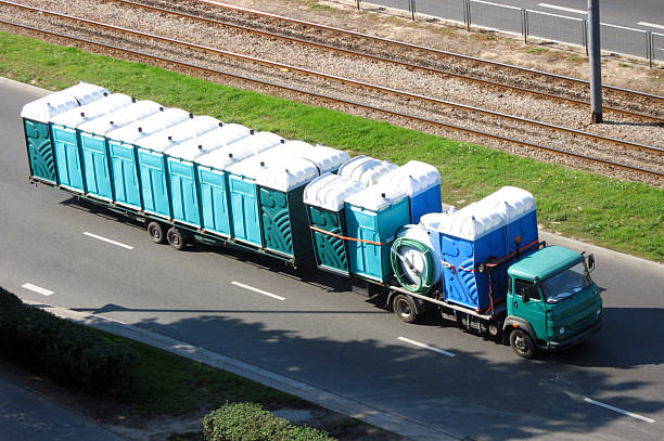 Best Luxury portable toilet rental  in Lake Mary Jane, FL
